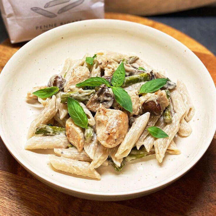 Creamy Chicken, Asparagus and Mushroom Pasta